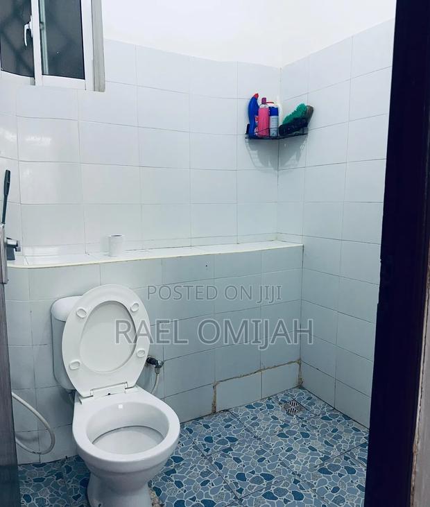 1 Bedroom Airbnb - thumbnail 5