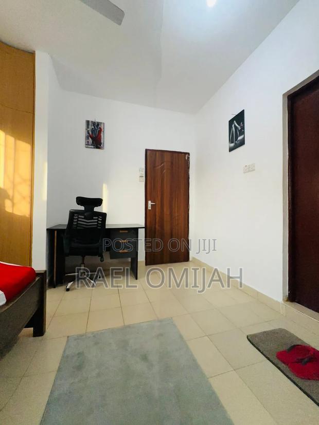 1 Bedroom Airbnb - thumbnail 6