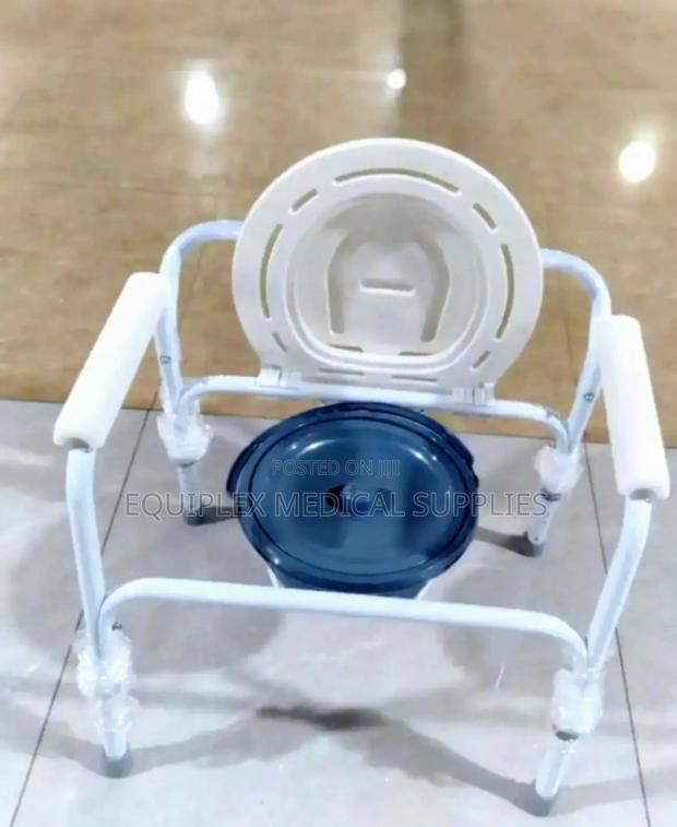 Extra Wide Commode Seat / Commode Chair - main view