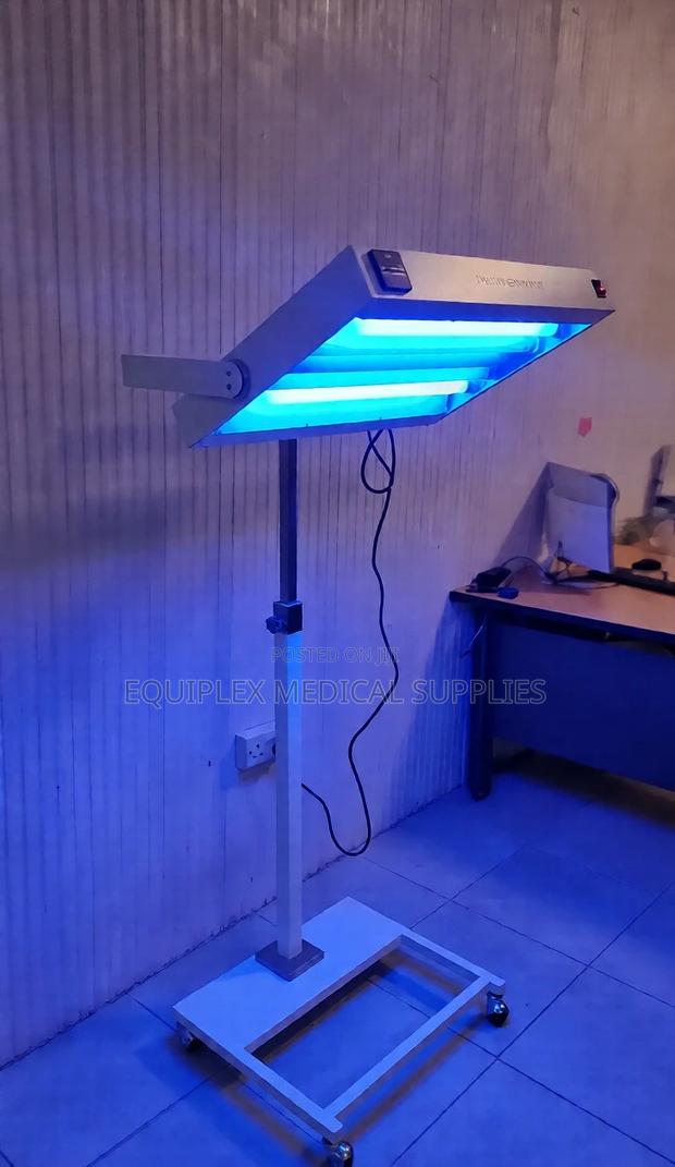 Led Phototherapy Light - main view