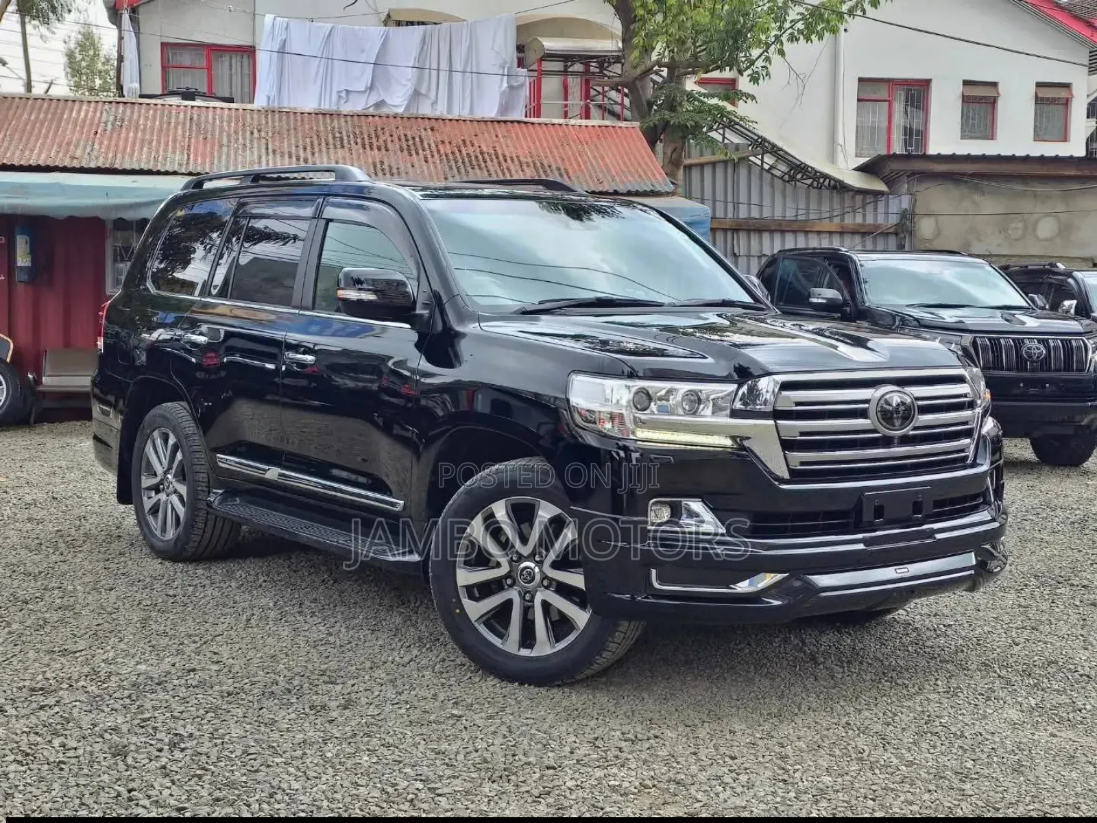 Toyota Land Cruiser 4.6 V8 ZX 2019 Black