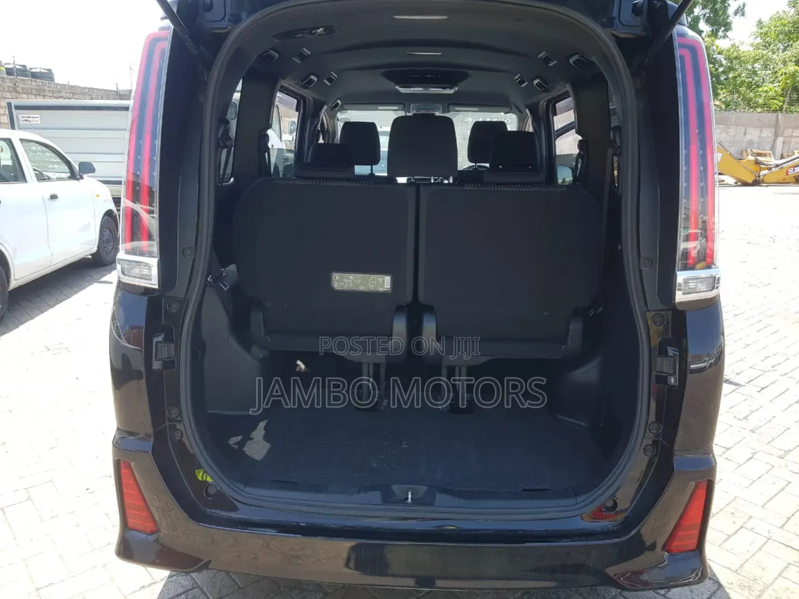 Toyota Noah 2.0 FWD (8 Seater) 2019 Black