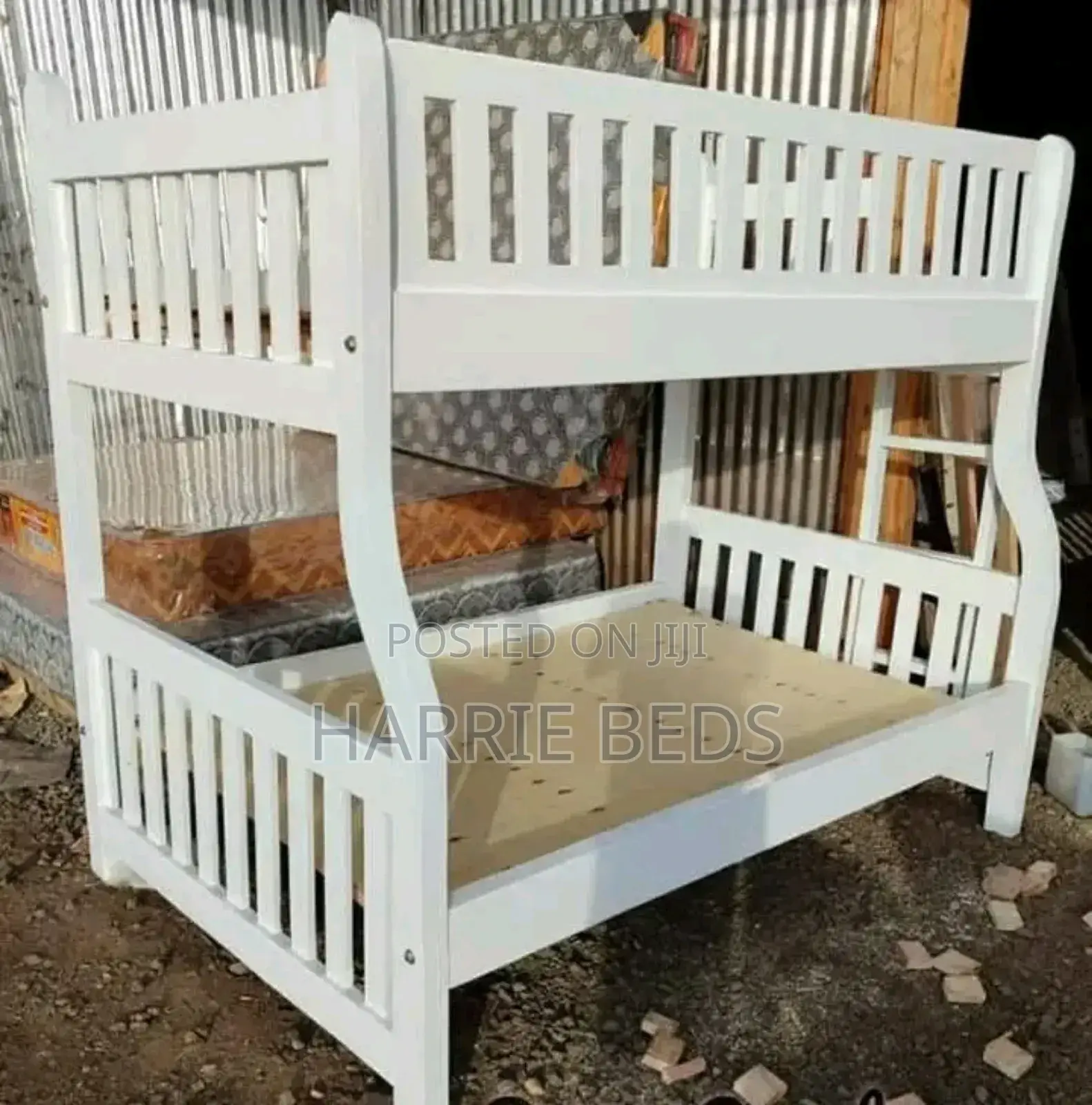 Durable Double Decker 4 by 6 Bottom ,Top 3.5 by 6