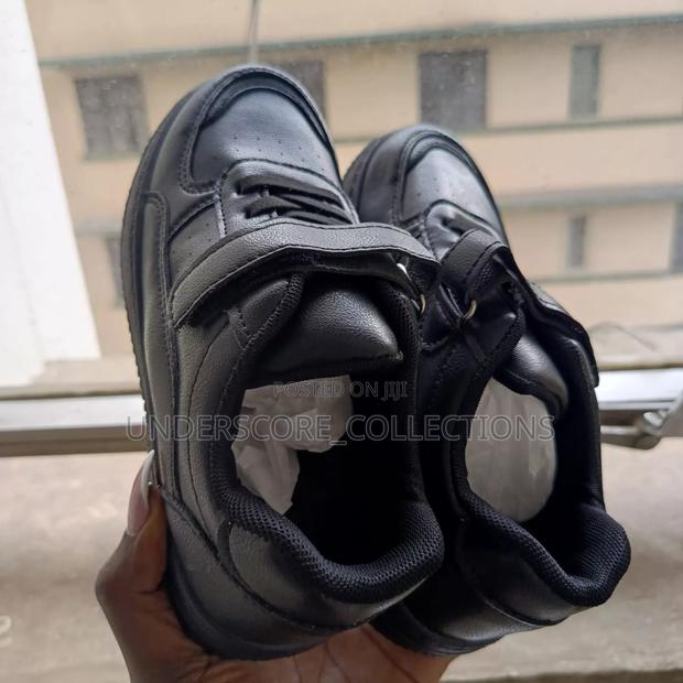 Black/White Kids Quality Unisex Sneakers - thumbnail 2