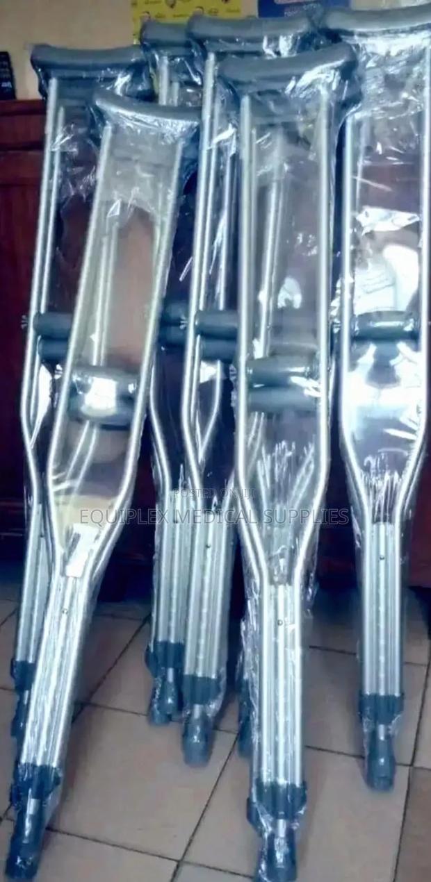 Medical Auxiliary / Under Arm Crutches for Mobility Support - main view