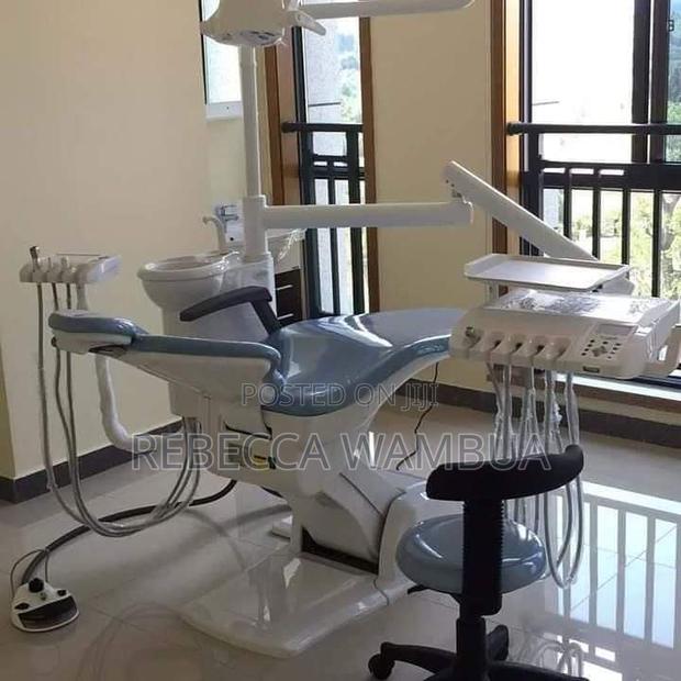 Dental Chair - thumbnail 3
