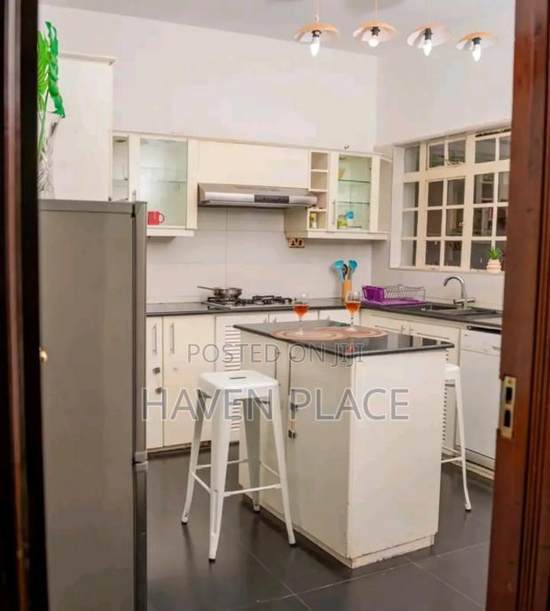 Fully Furnished 2 Bedroom Westgate Mall - thumbnail 6