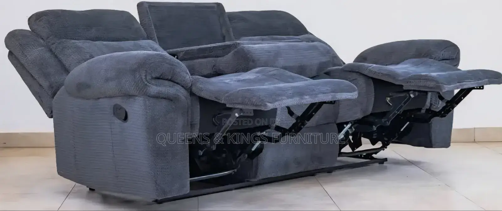 5seater Mahogany Recliner Couch