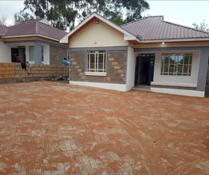 3bdrm Bungalow in Kaurai, Matasia for sale