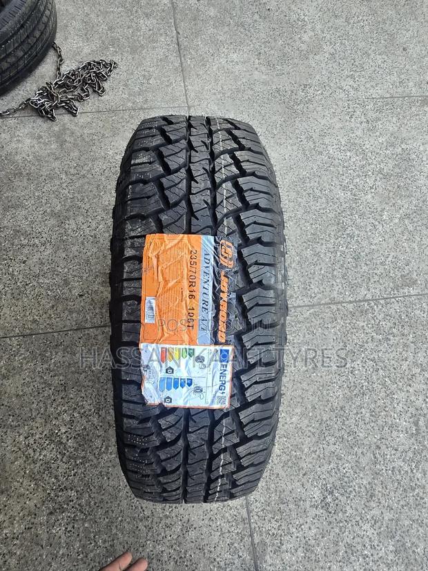 235/70r16 Joyroad Adventure A/T