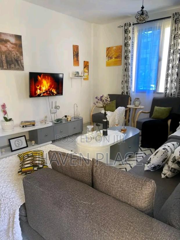 Perfect for Families or Anyone Seeking Comfort, Secured Airbnb - thumbnail 3