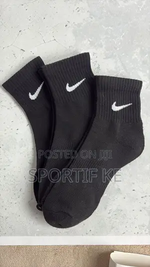 3 Pairs of Sports Socks – Unisex Thick Towel Sole