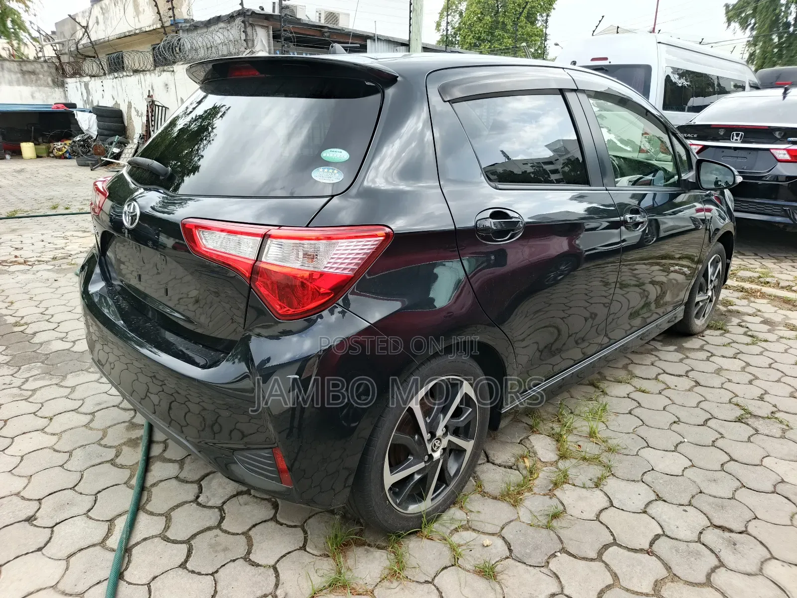 Toyota Vitz 1.3 FWD 5dr 2020 Blue