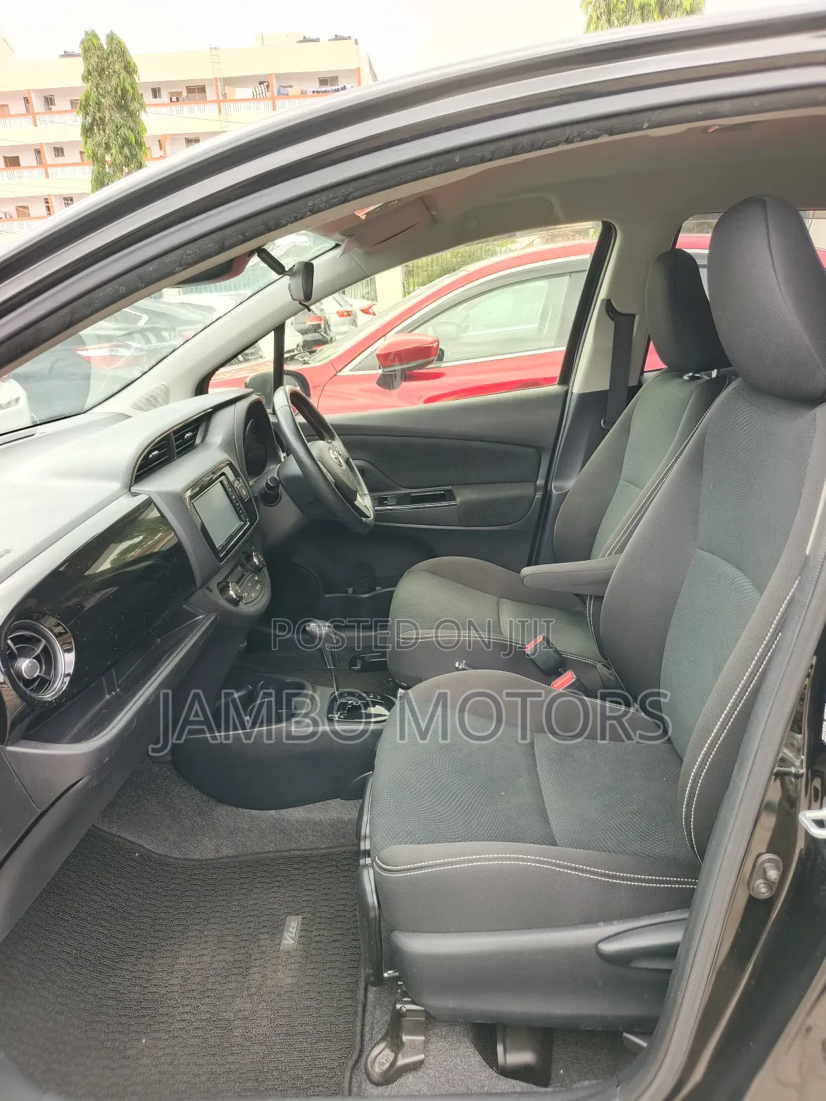 Toyota Vitz 1.3 FWD 5dr 2020 Blue