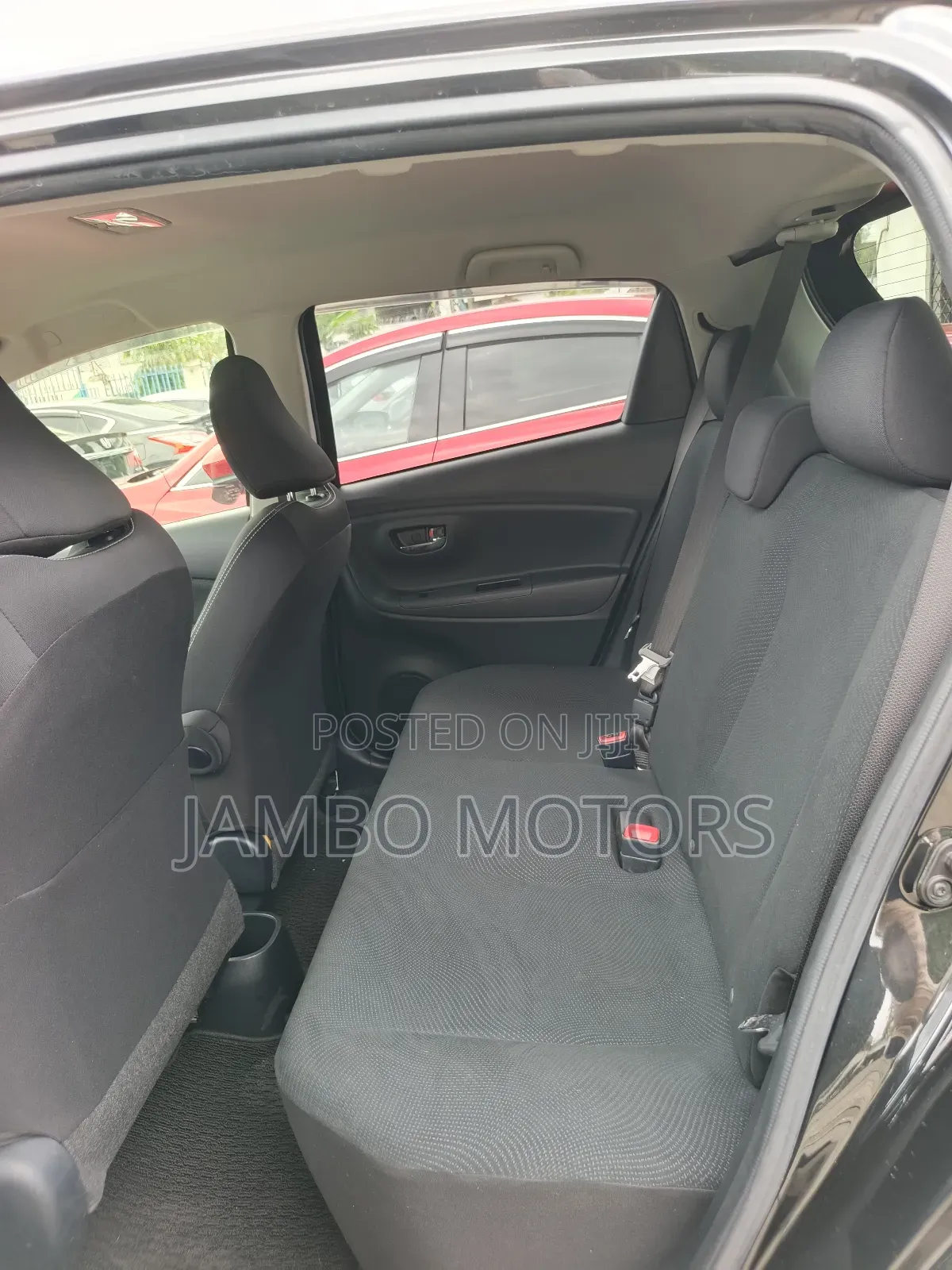 Toyota Vitz 1.3 FWD 5dr 2020 Blue