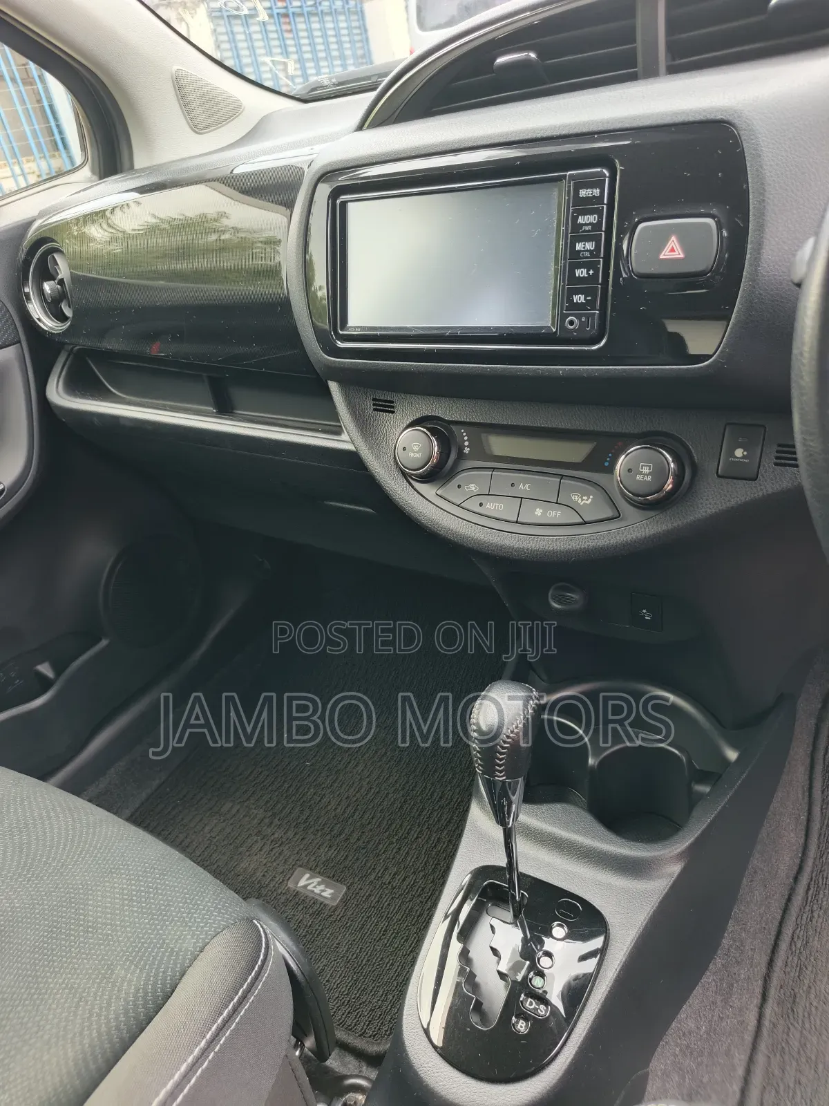Toyota Vitz 1.3 FWD 5dr 2020 Blue