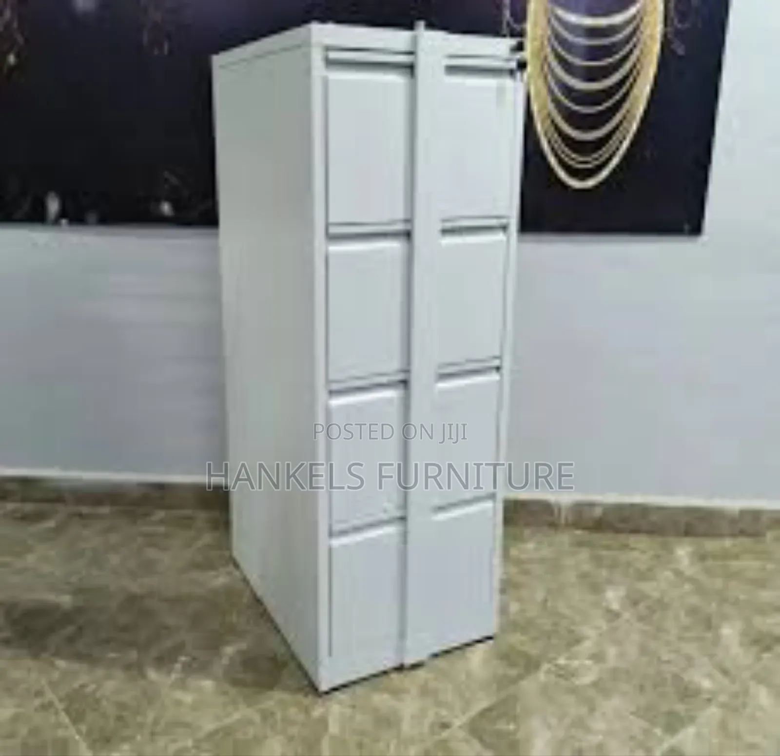 Professional 4-Drawer Filing Cabinet With Safety Bar