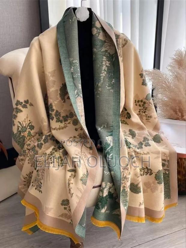 Premium Cashmere Scarves - thumbnail 3