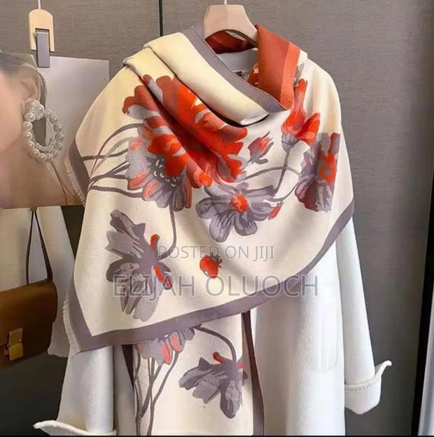 Heavy Cashmere Scarves - thumbnail 3