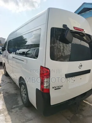 Nissan Caravan (Urvan) 2019 White
