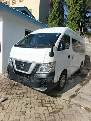 Nissan Caravan (Urvan) 2019 White