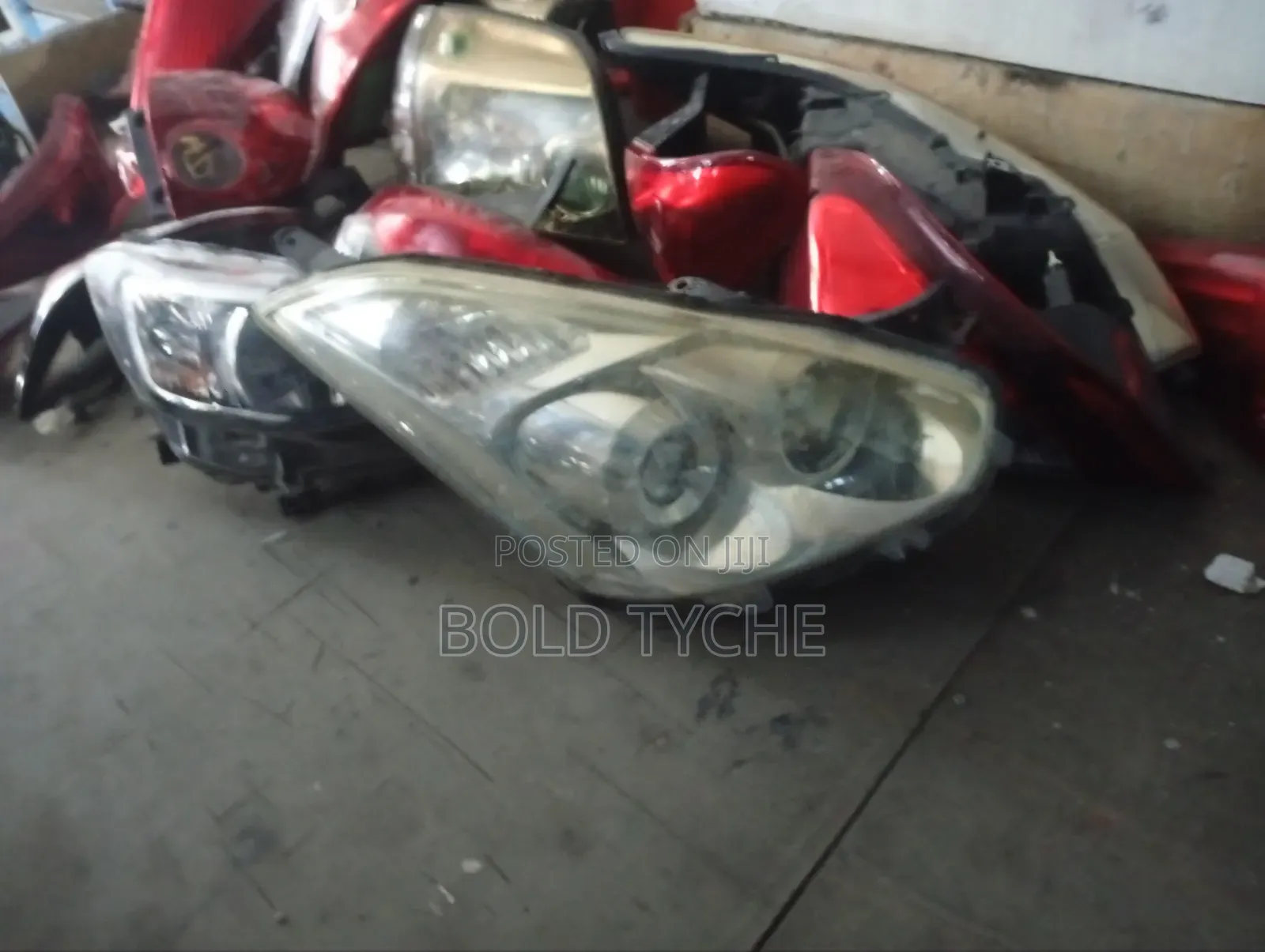 Toyota Wish Headlight 2005