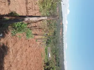 A 3/4prime Land Fronting Tarmack in Makuyu on Distress Sale Price 4.5m