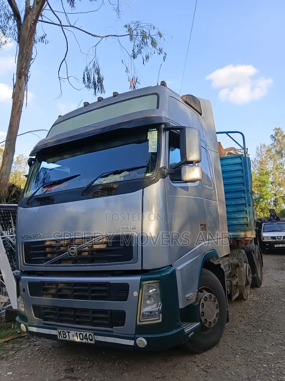 Trailer for Loose Cargoes Transportation Accessible