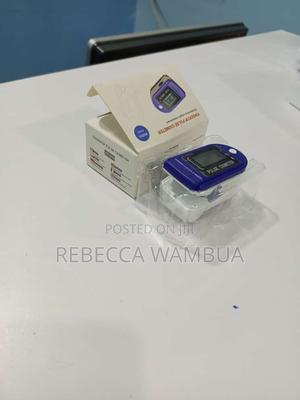 Finger Pulse Oximeter - thumbnail 2