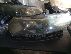Honda Insight Headlight