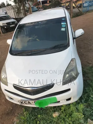 Toyota Ractis 2009 White