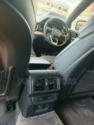Audi Q5 2.0T Premium AWD quattro 2019 Black