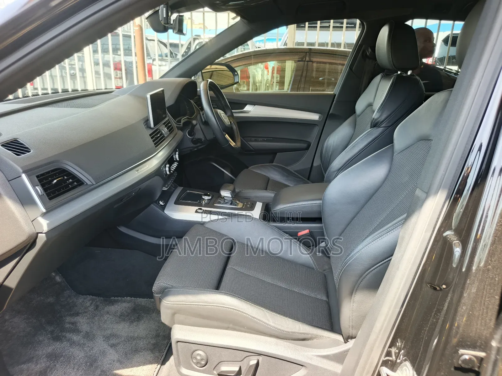 Audi Q5 2.0T Premium AWD quattro 2019 Black