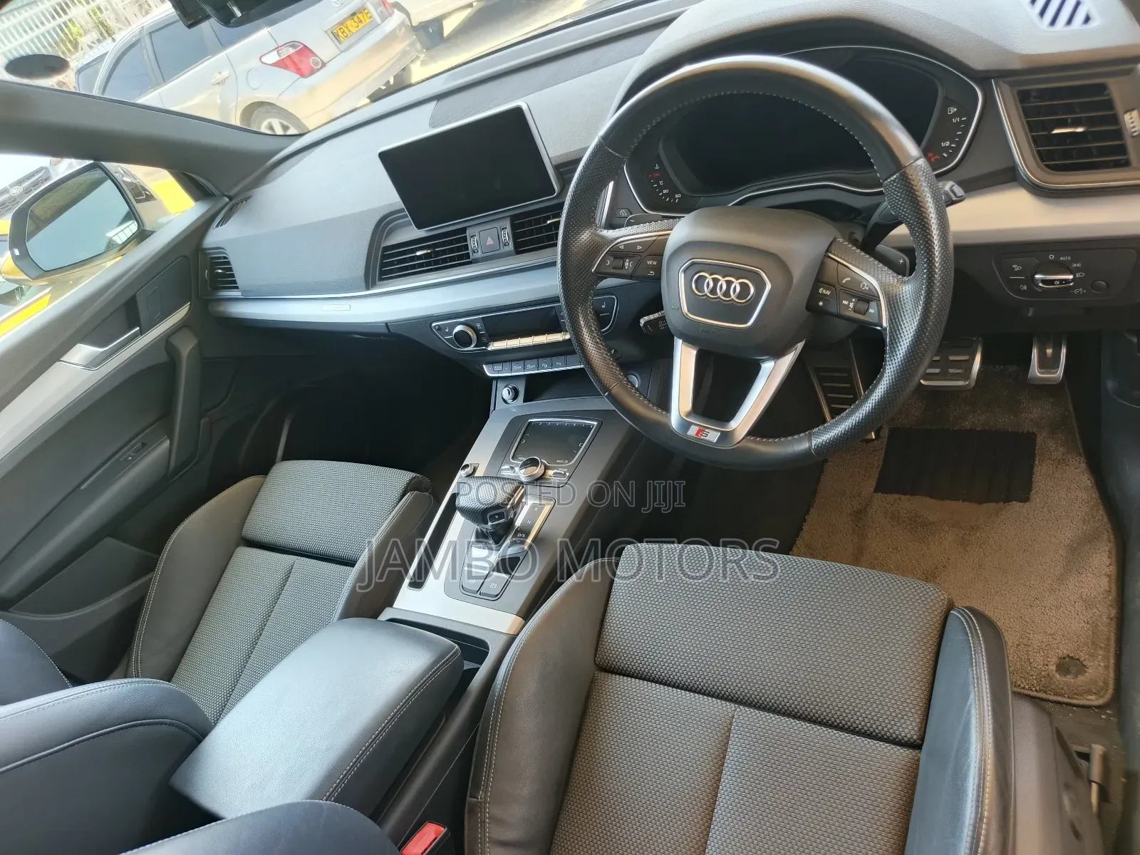 Audi Q5 2.0T Premium AWD quattro 2019 Black