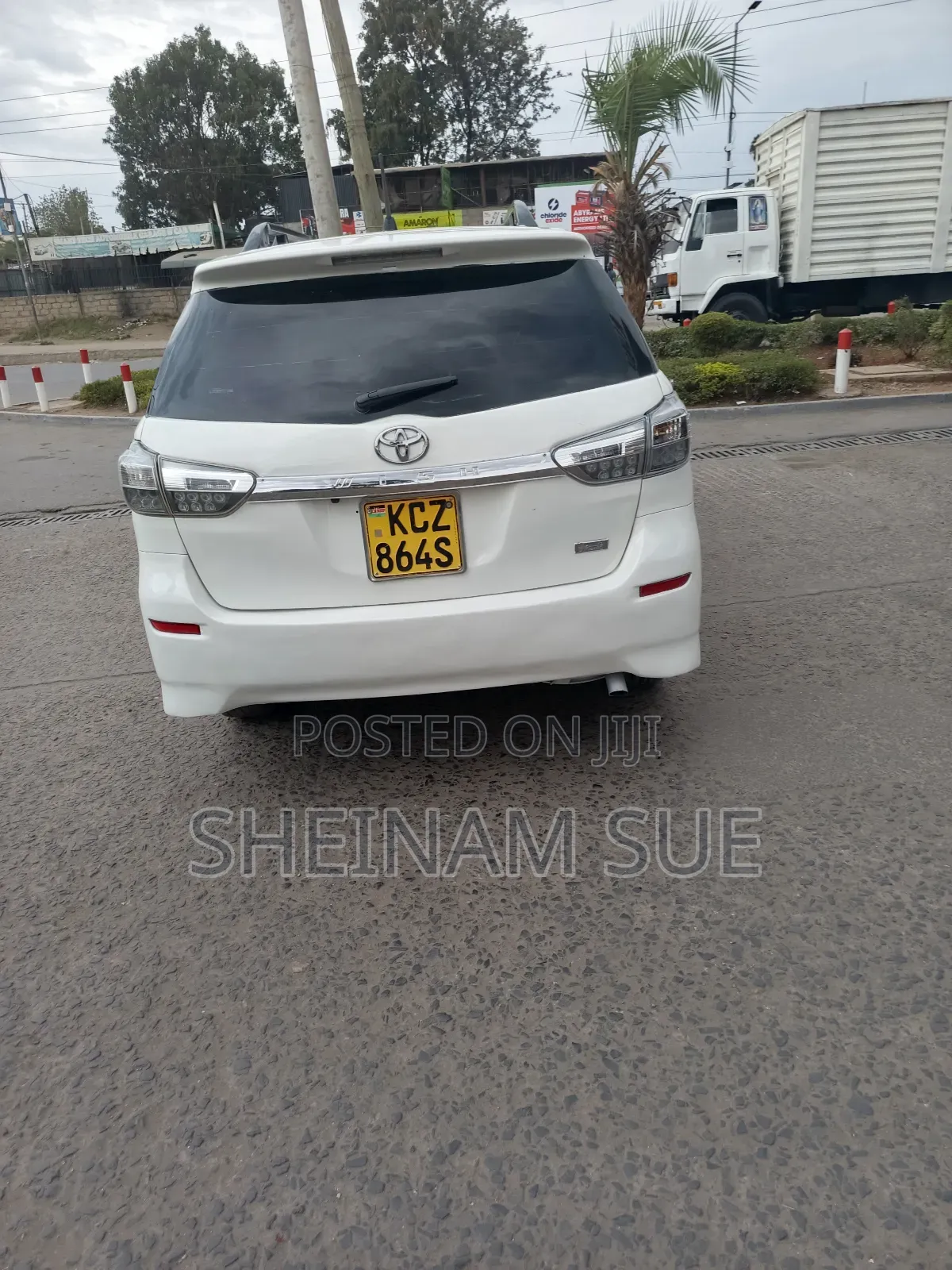 Toyota Wish 2013 White