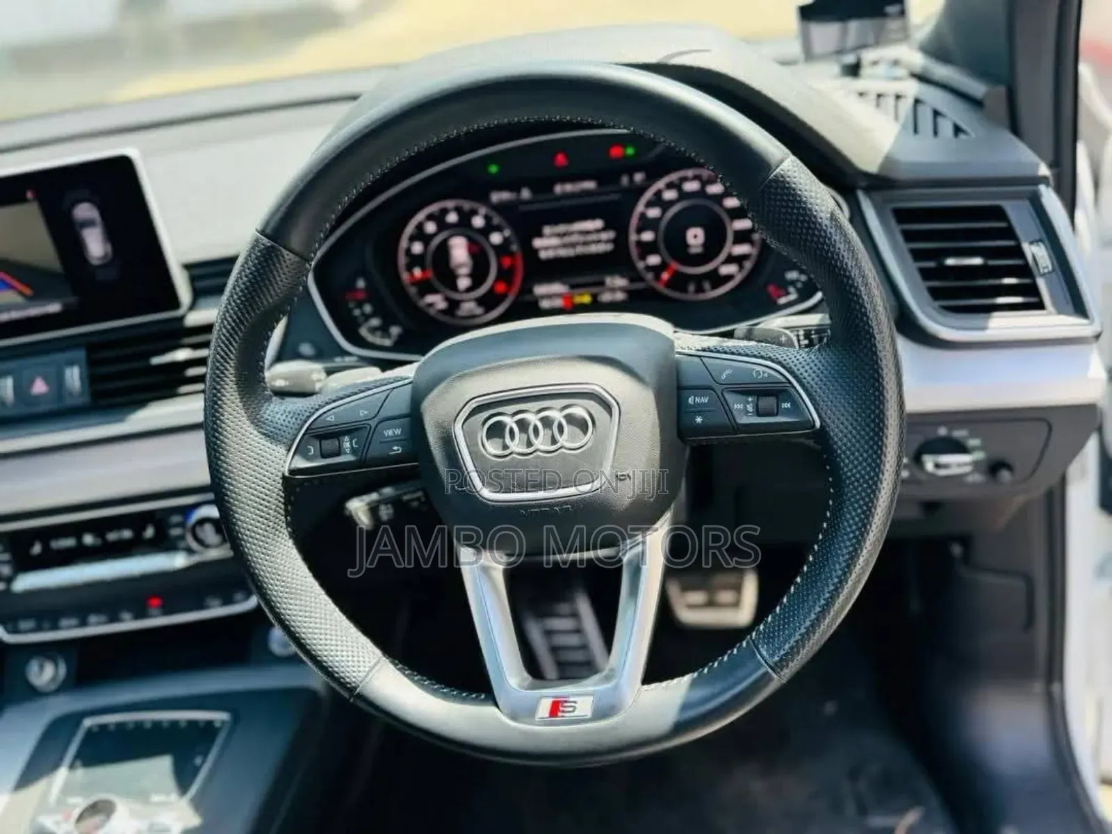 Audi Q5 2.0T Premium AWD quattro 2019 White