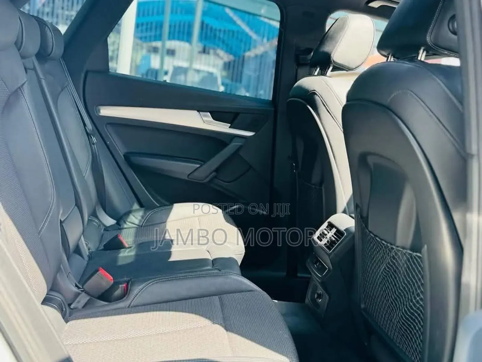 Audi Q5 2.0T Premium AWD quattro 2019 White