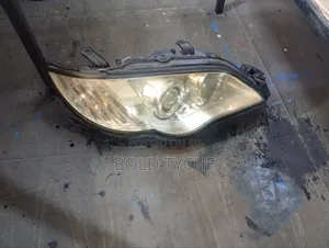 Subaru Legacy Bp5 Headlight