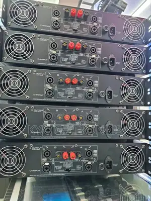 Peavey Cs 4000 Amplifier