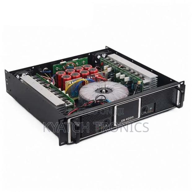 Peavey Cs 4000 Amplifier - thumbnail 2