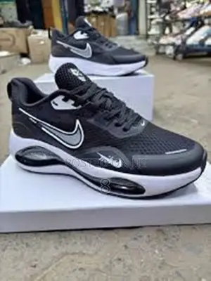 Nike Air Zoom Performance Shoes – Smooth Ride Cushioning