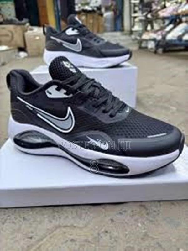 Nike Air Zoom Performance Shoes – Smooth Ride Cushioning - thumbnail 2