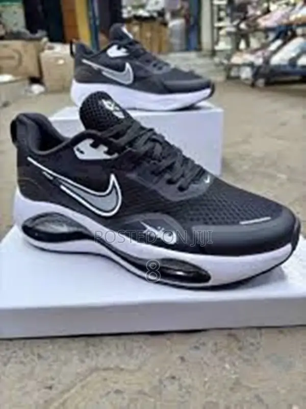 Nike Air Zoom Performance Shoes – Smooth Ride Cushioning