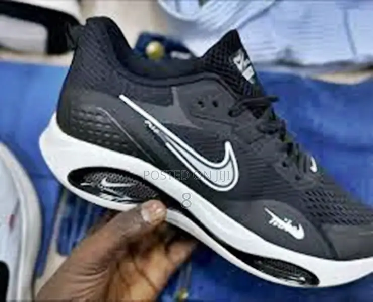 Nike Air Zoom Active Performance Sneakers
