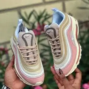 Nike Air Max 97 Trainers – Street Style With Air Max Cushioning