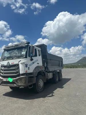 Howo Sino Tarck Tipper 270hp Milg 60 000kms Year 2023