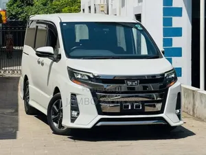 Toyota Noah 2.0 FWD (8 Seater) 2019 White