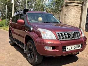Toyota Land Cruiser 2004 Red