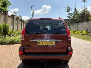 Toyota Land Cruiser 2004 Red