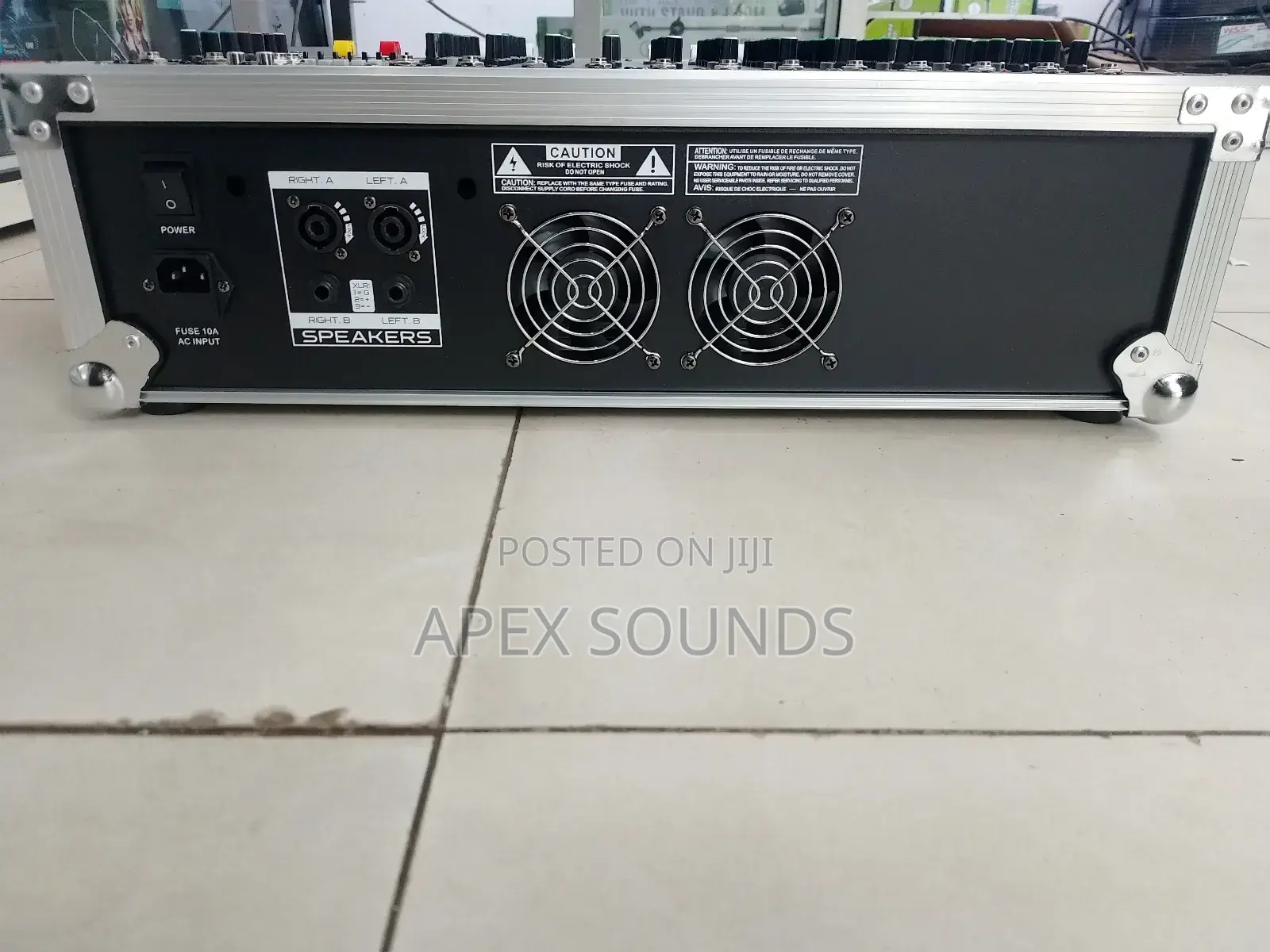 12channels Powered Briefcase Mixer
